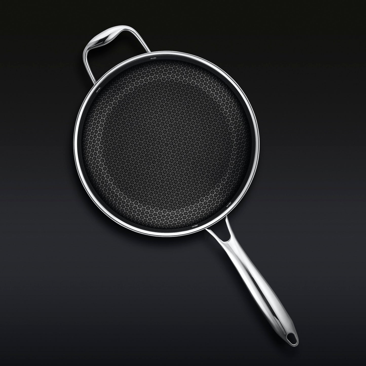 Hybrid Saucepan with Lid, 5-Qt